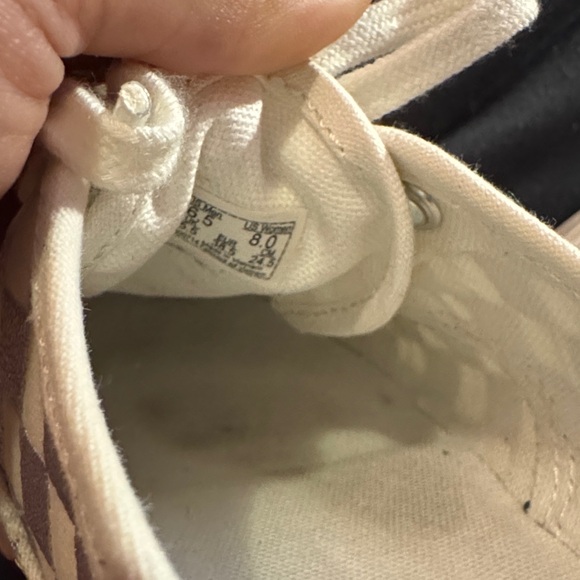 Vans Sneakers Men’s 6.5 Women’s Size 8 Silver & White Checker board Checkered GU - Picture 8 of 13